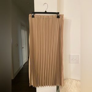 Anne Klein Champagne Pleated Midi Skirt Size Small